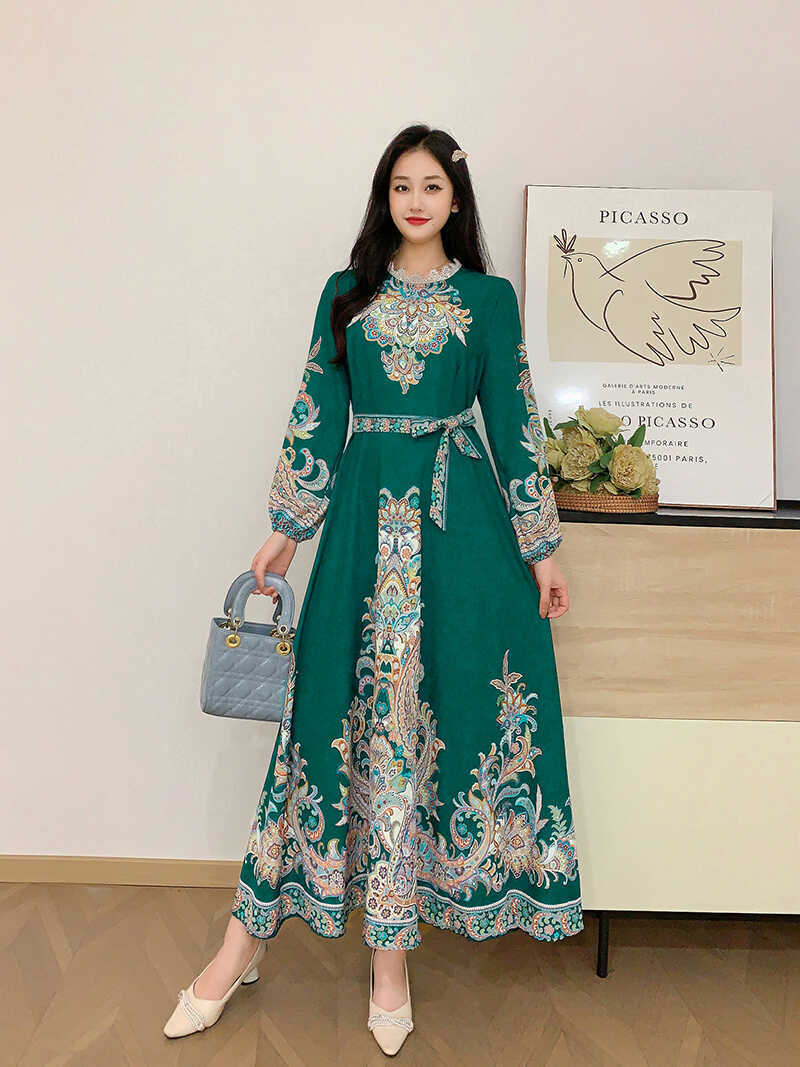 Long Vintage Printed Wide Swing Dress